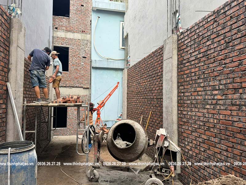 hình ảnh thi công phần thô mái tầng 3 công trình Miếu Đầm